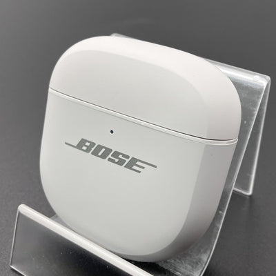 【中古】Quietcomfort Ultra Earbuds 2nd Gen White Smoke【秋葉原】