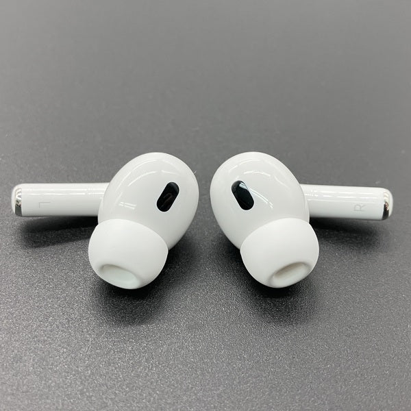 【中古】MagSafe充電ケース(USB-C)付きAirPods Pro(第2世代) MTJV3JA【秋葉原】