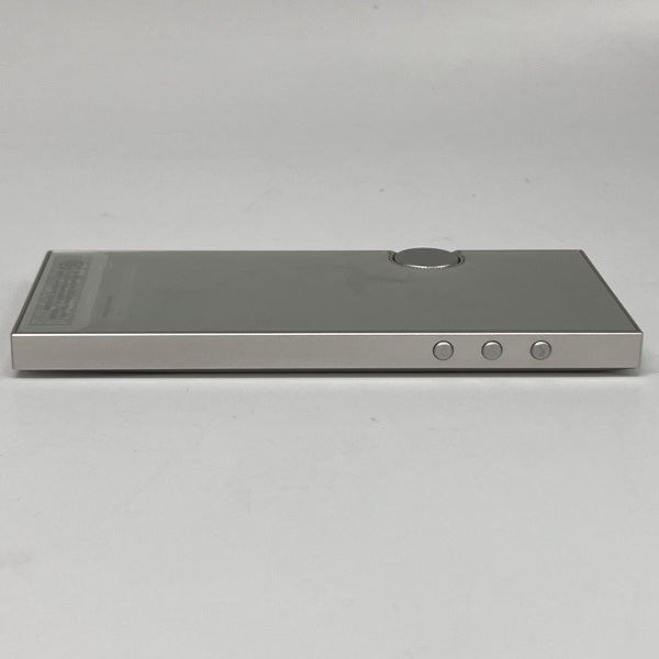 【中古】AK Jr 64GB スリークシルバー【AKJR-64GB-SLV】【秋葉原】