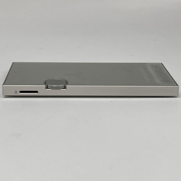 【中古】AK Jr 64GB スリークシルバー【AKJR-64GB-SLV】【秋葉原】