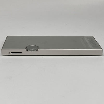 【中古】AK Jr 64GB スリークシルバー【AKJR-64GB-SLV】【秋葉原】