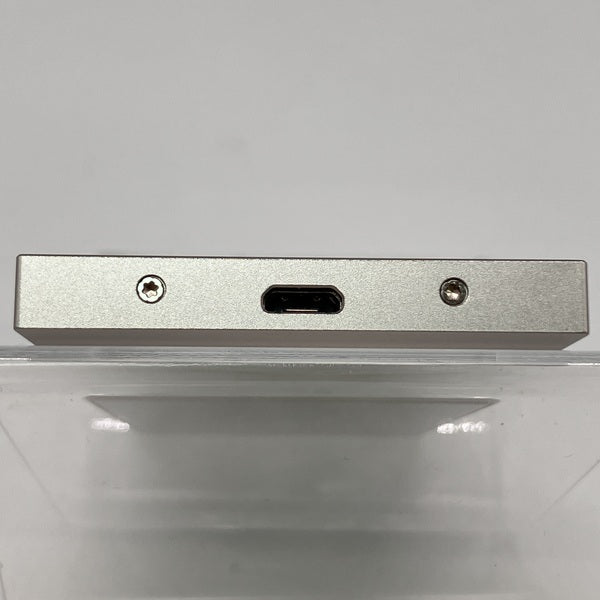 【中古】AK Jr 64GB スリークシルバー【AKJR-64GB-SLV】【秋葉原】