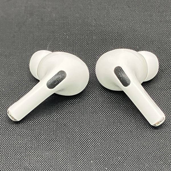 【中古】AirPods Pro (第2世代) MQD83J/A【秋葉原】