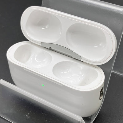 【中古】AirPods Pro (第2世代) MagSafe充電ケース(USB-C)(海外モデル)【秋葉原】