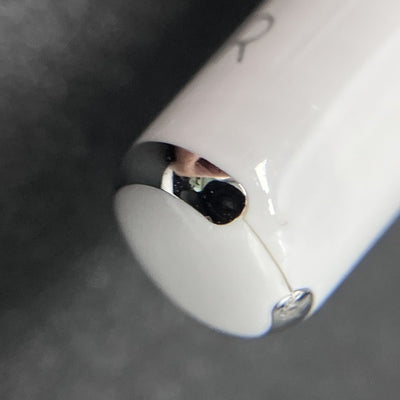 【中古】MagSafe充電ケース(USB-C)付きAirPods Pro(第2世代) MTJV3JA【日本橋】