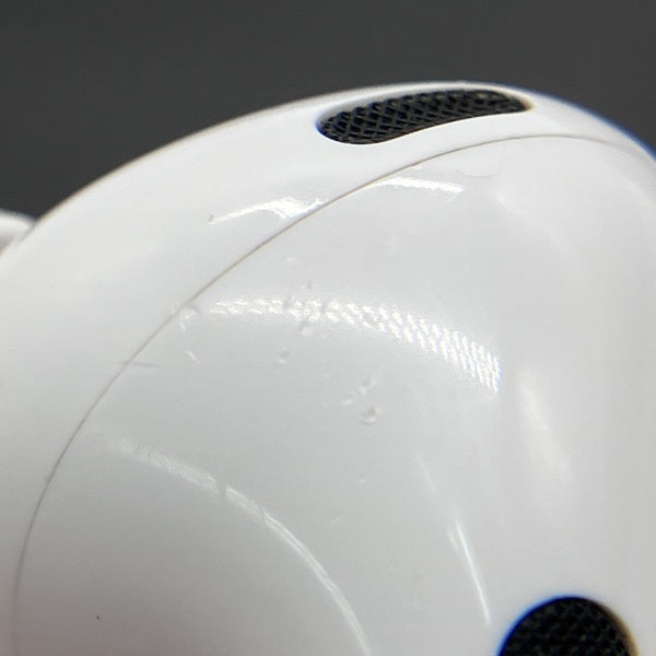【中古】AirPods Pro (第2世代) MQD83J/A【秋葉原】