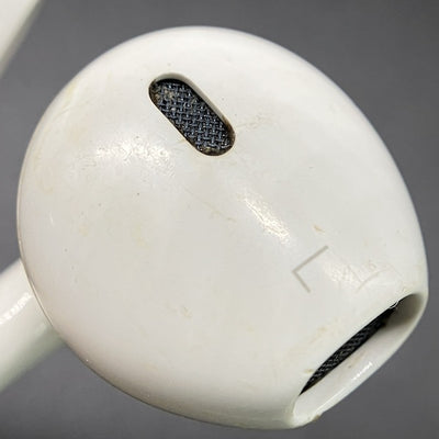 【中古】Apple EarPods with Remote and Mic【秋葉原】