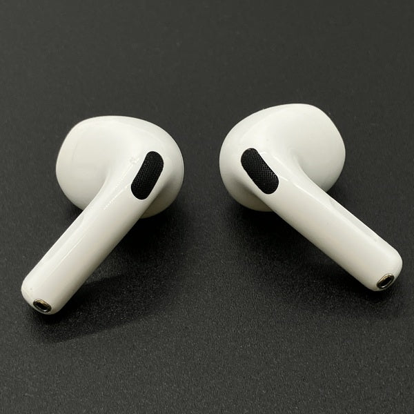 【中古】AirPods 4 MXP93J/A（アクティブノイズキャンセリング搭載）【仙台】