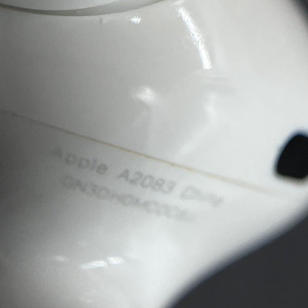 【中古】AirPods Pro MWP22J/A【日本橋】
