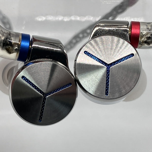 【中古】FA7s Silver 【FIO-IEM-FA7S-S】【日本橋】