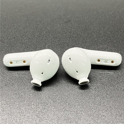 【中古】Air Pro 4 - White【秋葉原】