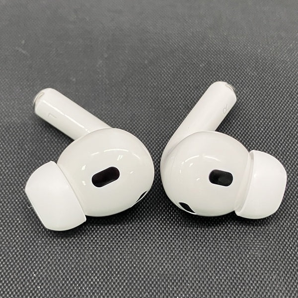 【中古】MagSafe充電ケース(USB-C)付きAirPods Pro(第2世代) MTJV3JA【秋葉原】