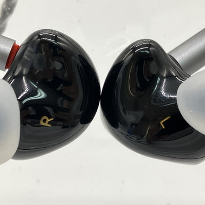 【中古】Venus【日本橋】