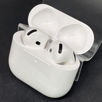 【中古】AirPods 4 MXP63J/A【秋葉原】