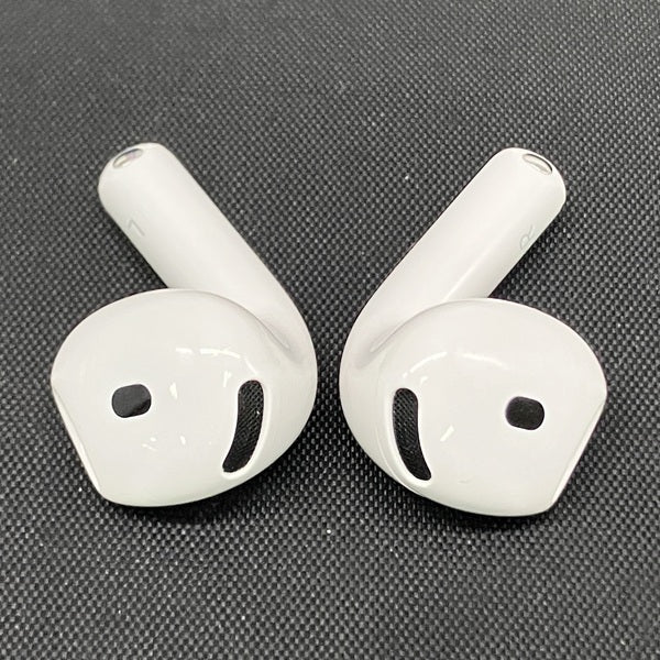 【中古】AirPods 4 MXP63J/A【秋葉原】