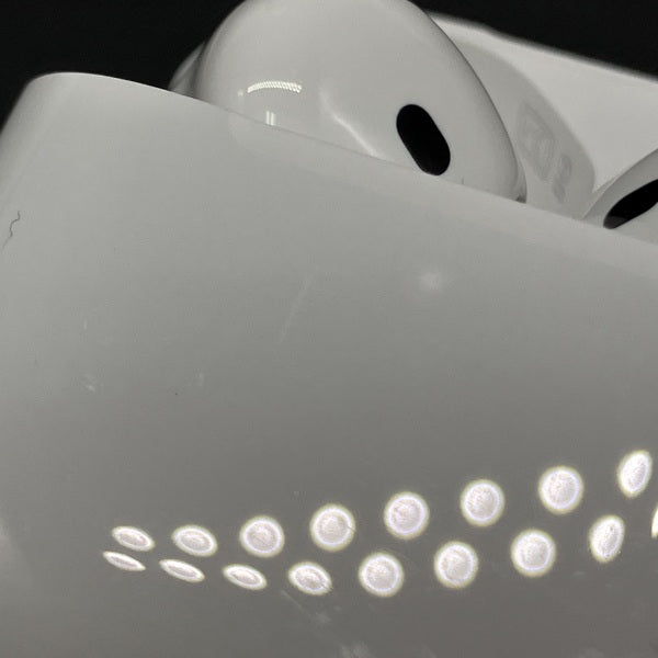 【中古】AirPods 4 MXP63J/A【秋葉原】