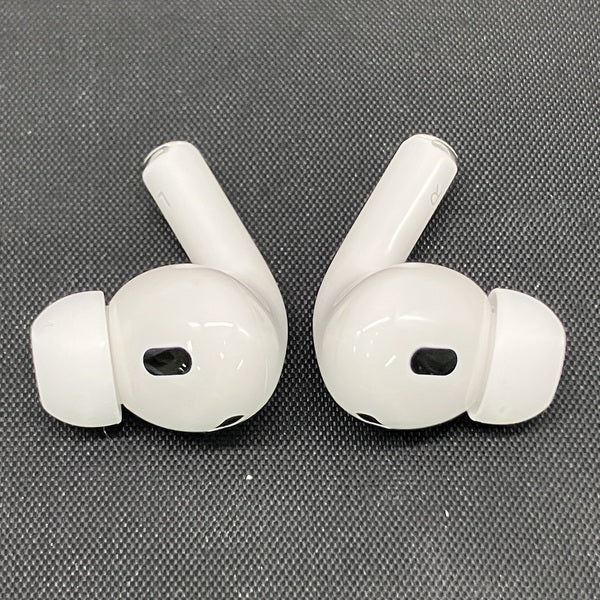 Apple 【中古】MagSafe充電ケース(USB-C)付きAirPods Pro(第2