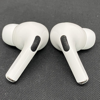 【中古】MagSafe充電ケース(USB-C)付きAirPods Pro(第2世代) MTJV3JA【秋葉原】