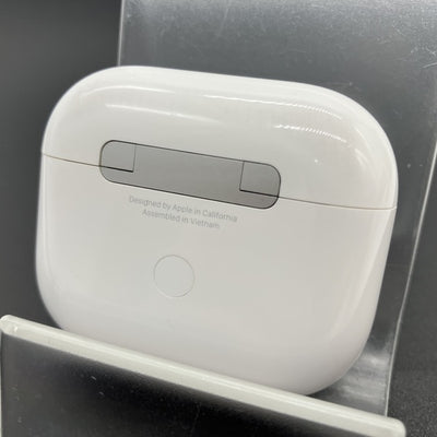 【中古】AirPods 充電ケース (第3世代)【秋葉原】