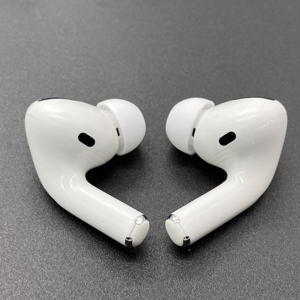 【中古】MagSafe充電ケース(USB-C)付きAirPods Pro(第2世代) MTJV3JA【秋葉原】