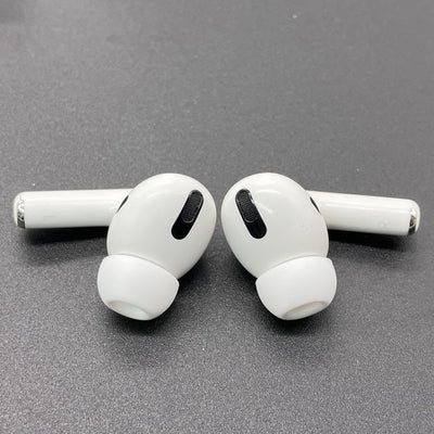 【中古】MagSafe充電ケース(USB-C)付きAirPods Pro(第2世代) MTJV3JA【秋葉原】