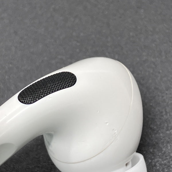 Apple 【中古】MagSafe充電ケース(USB-C)付きAirPods Pro(第2