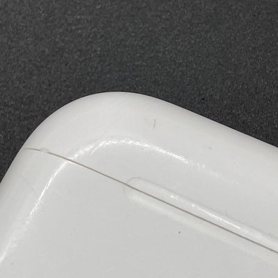 【中古】MagSafe充電ケース(USB-C)付きAirPods Pro(第2世代) MTJV3JA【秋葉原】