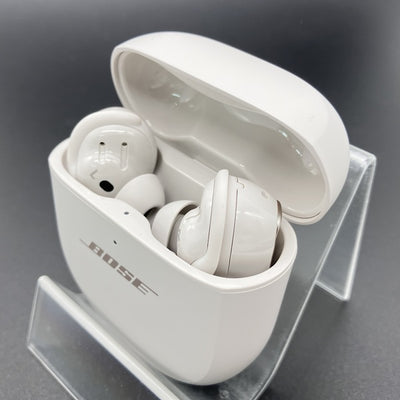 【中古】QuietComfort Ultra Earbuds White Smoke【秋葉原】