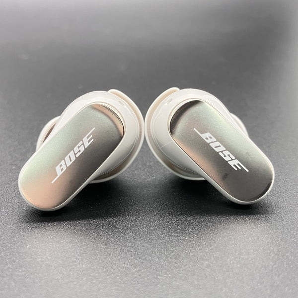 【中古】QuietComfort Ultra Earbuds White Smoke【秋葉原】