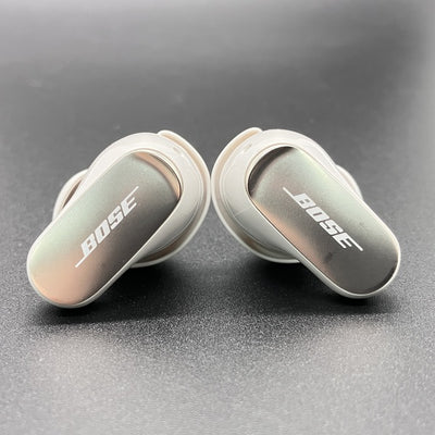 【中古】QuietComfort Ultra Earbuds White Smoke【秋葉原】