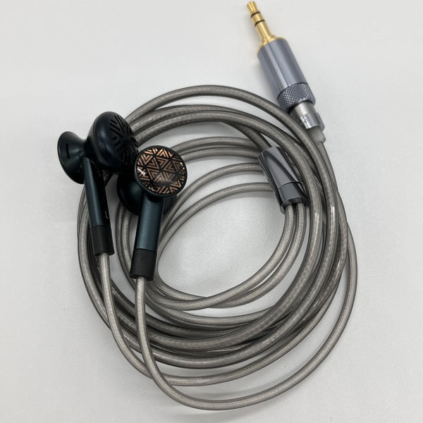 【中古】FF3S Black 【FIO-IEM-FF3S-B】【秋葉原】