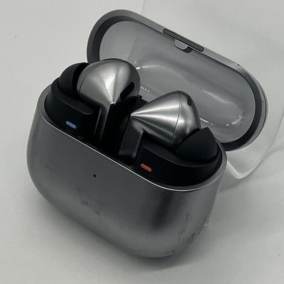 【中古】Galaxy Buds3 Pro シルバー 【SM-R630NZAAXJP】【秋葉原】