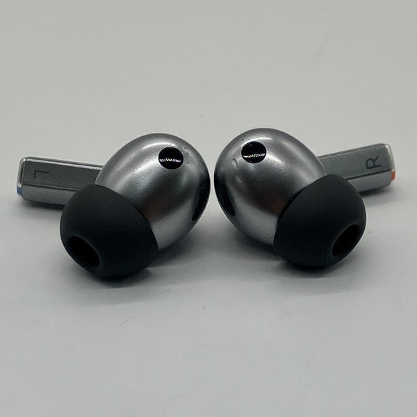 【中古】Galaxy Buds3 Pro シルバー 【SM-R630NZAAXJP】【秋葉原】