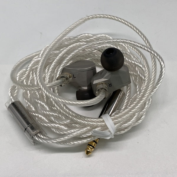 水月雨 (MOONDROP) 【中古】Kadenz【秋葉原】 – e☆イヤホン