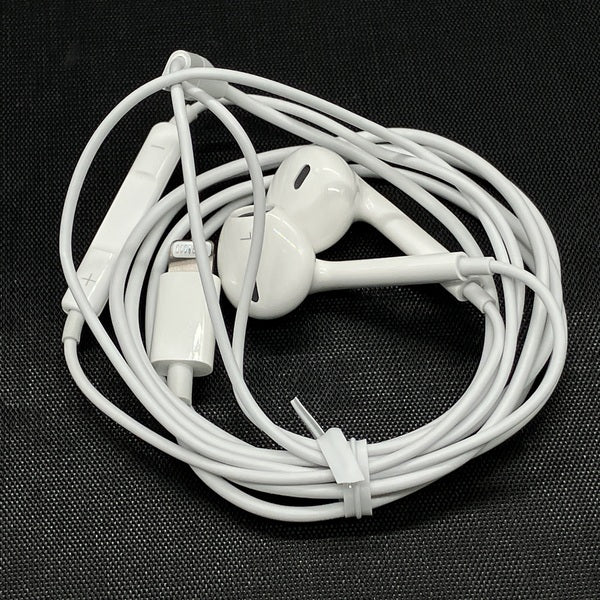 【中古】EarPods with Lightning Connector【仙台】