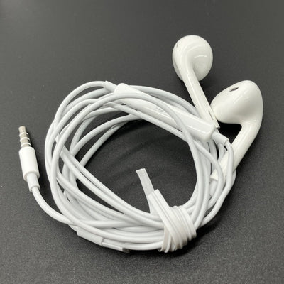 【中古】Apple EarPods with Remote and Mic【仙台】