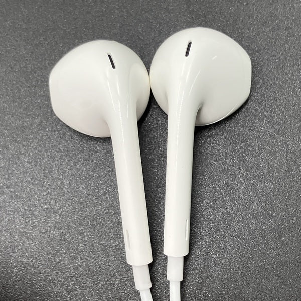 【中古】Apple EarPods with Remote and Mic【仙台】
