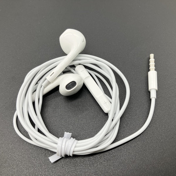 【中古】Apple EarPods with Remote and Mic【仙台】
