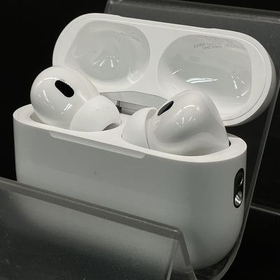 【中古】MagSafe充電ケース(USB-C)付きAirPods Pro(第2世代) MTJV3JA【秋葉原】