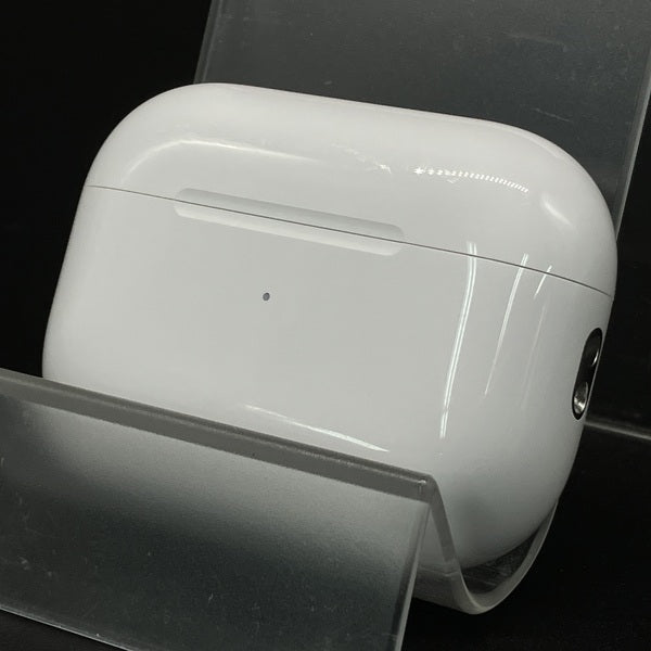 【中古】MagSafe充電ケース(USB-C)付きAirPods Pro(第2世代) MTJV3JA【秋葉原】