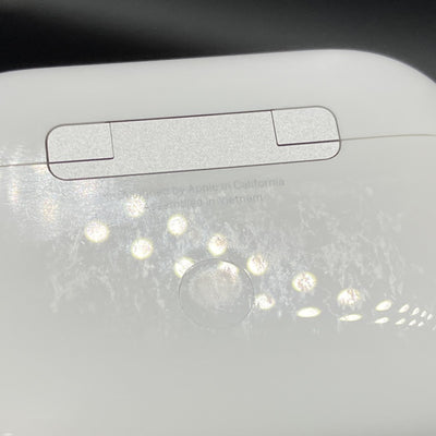 【中古】MagSafe充電ケース(USB-C)付きAirPods Pro(第2世代) MTJV3JA【秋葉原】
