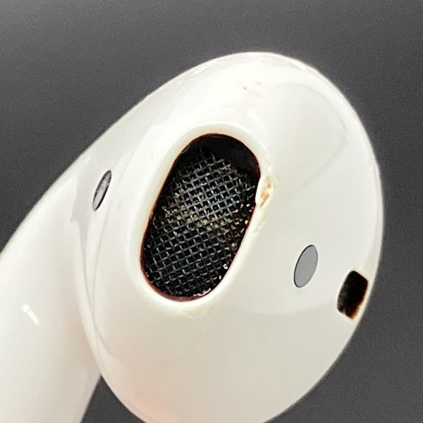 【中古】AirPods MMEF2JA【秋葉原】