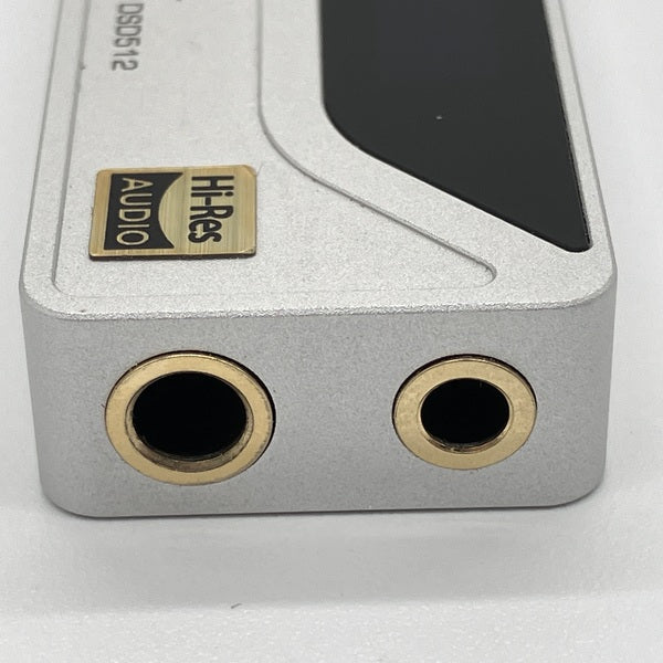 【中古】UA4 シルバー【秋葉原】