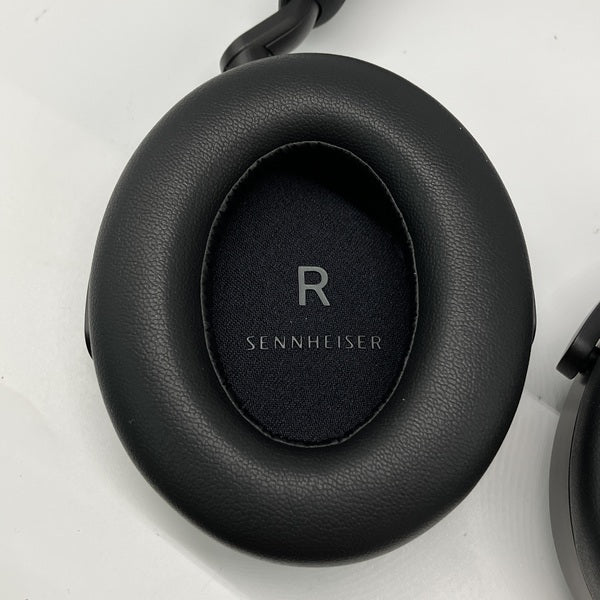 【中古】MOMENTUM 4 Wireless ブラック 【M4AEBT BLACK】【秋葉原】