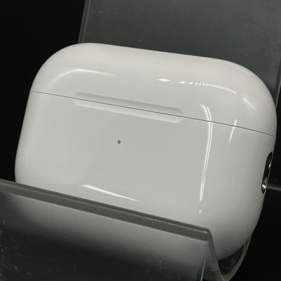 【中古】MagSafe充電ケース(USB-C)付きAirPods Pro(第2世代) MTJV3JA【秋葉原】