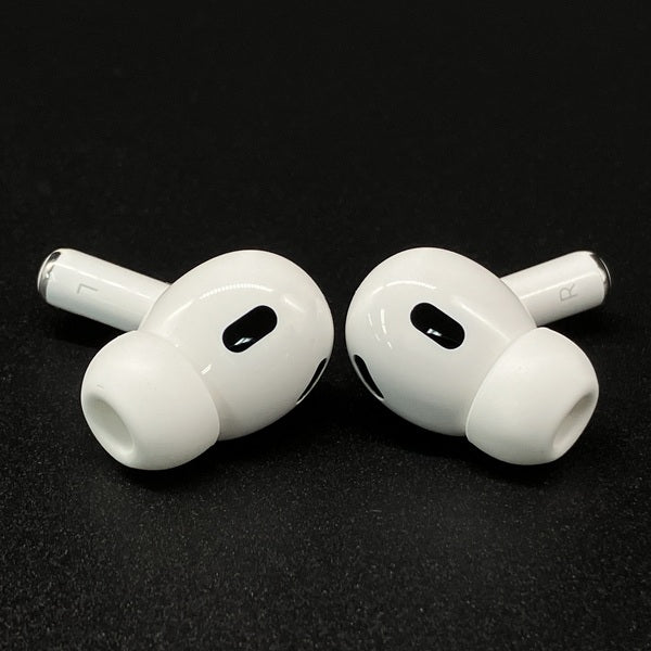 【中古】MagSafe充電ケース(USB-C)付きAirPods Pro(第2世代) MTJV3JA【秋葉原】