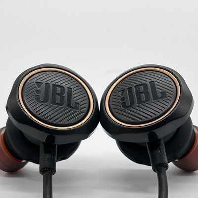 【中古】QUANTUM 50【JBLQUANTUM50BLK】【日本橋】