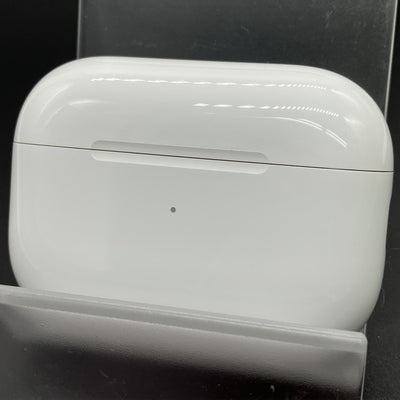【中古】AirPods Pro (第2世代) 充電ケース (Lightning)【秋葉原】