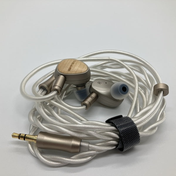 【中古】Que【秋葉原】