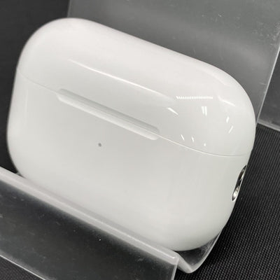 【中古】MagSafe充電ケース(USB-C)付きAirPods Pro(第2世代) MTJV3JA【秋葉原】